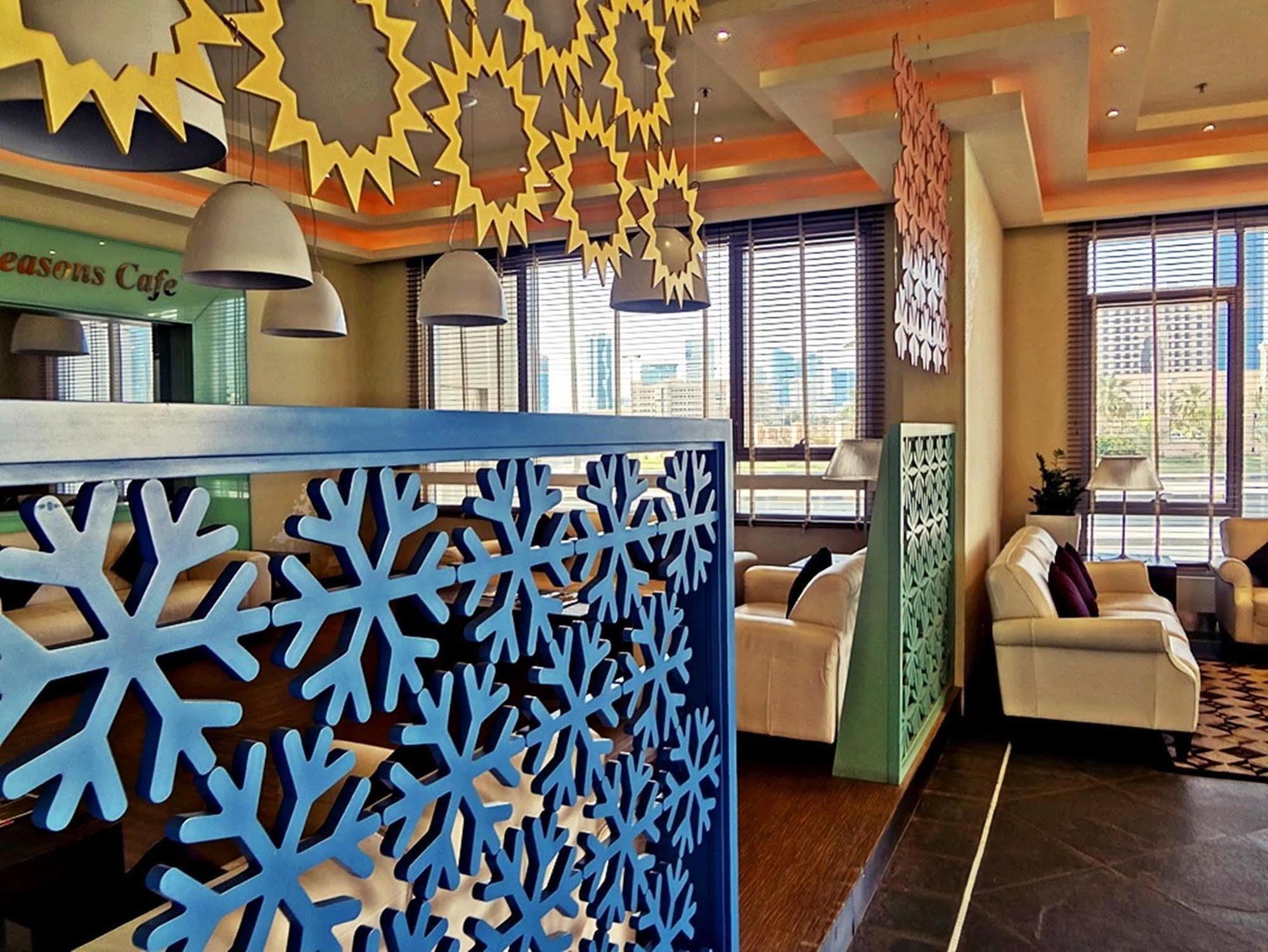 Al Raya Suites Hotel Манама Экстерьер фото