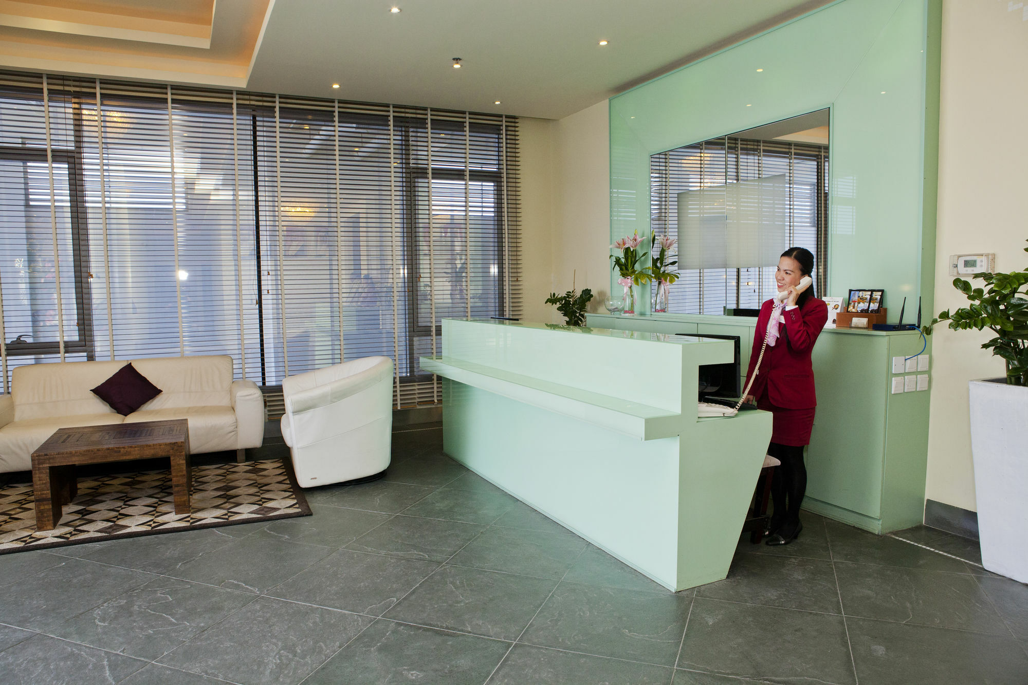 Al Raya Suites Hotel Манама Экстерьер фото